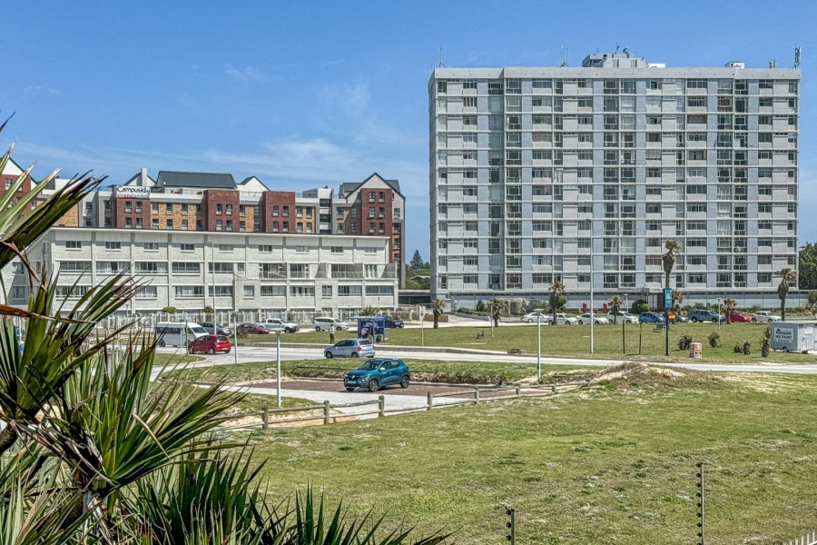 To Let 2 Bedroom Property for Rent in Summerstrand Eastern Cape